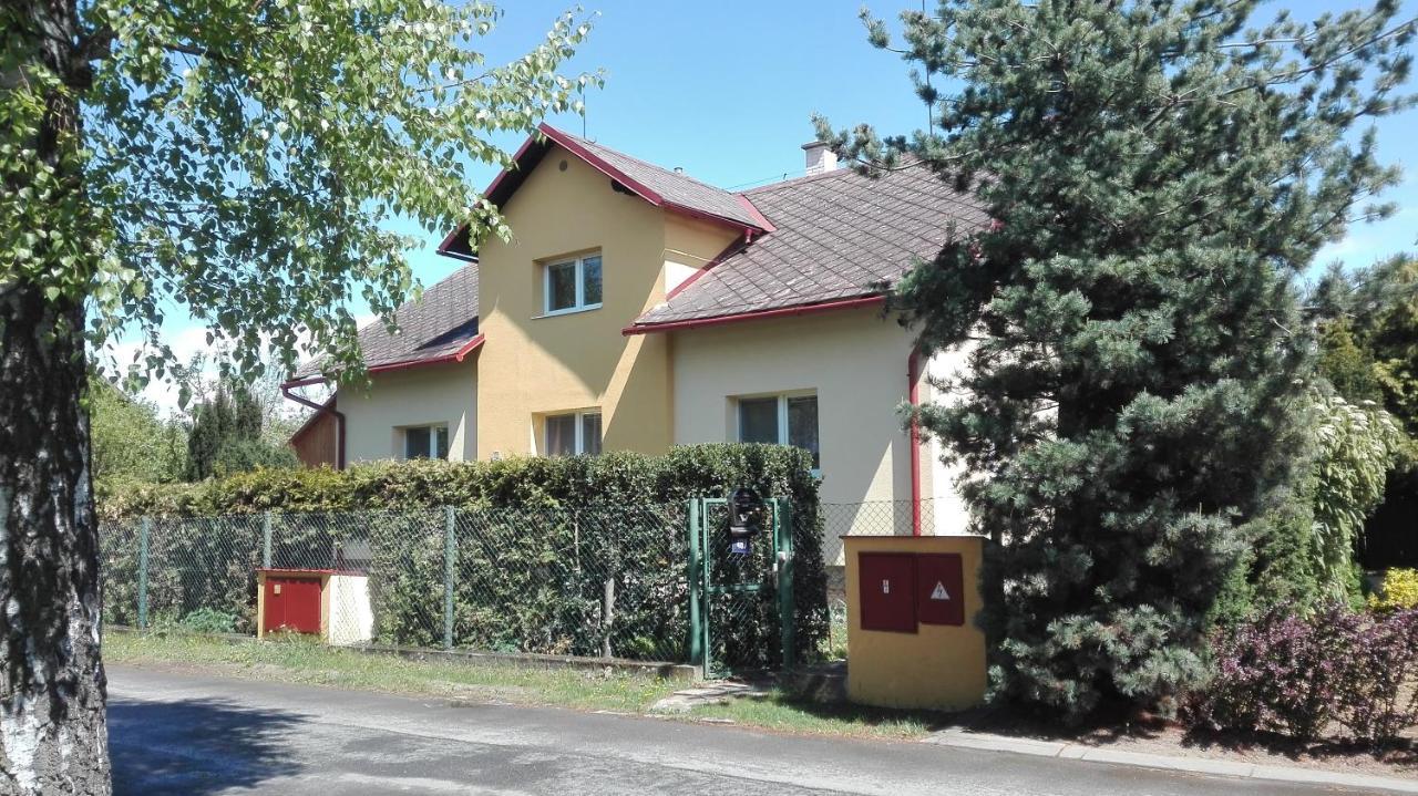 U Jirky Apartment Bohunovice  Bagian luar foto